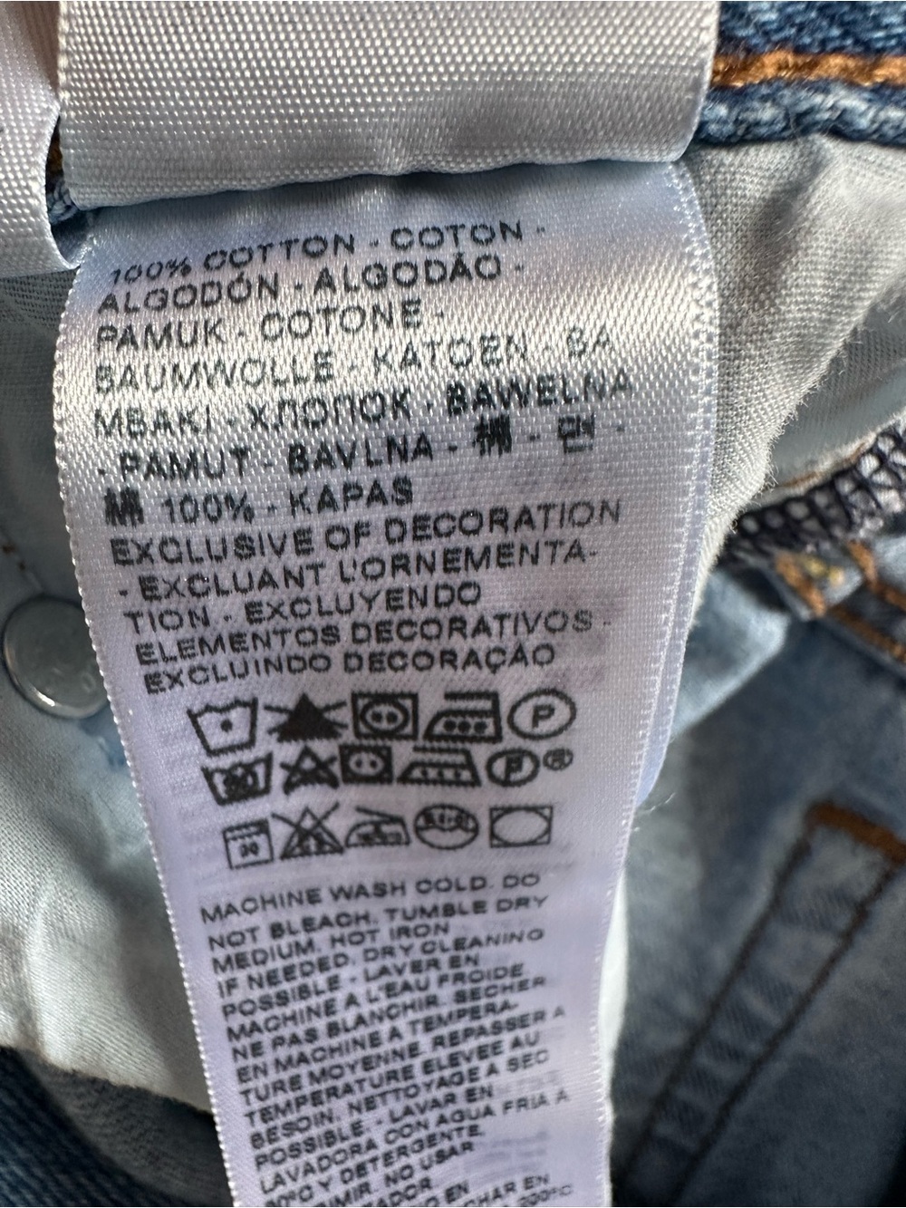 LEVI’S Ribcage Wide Leg Jeans - Picture 9 of 15
